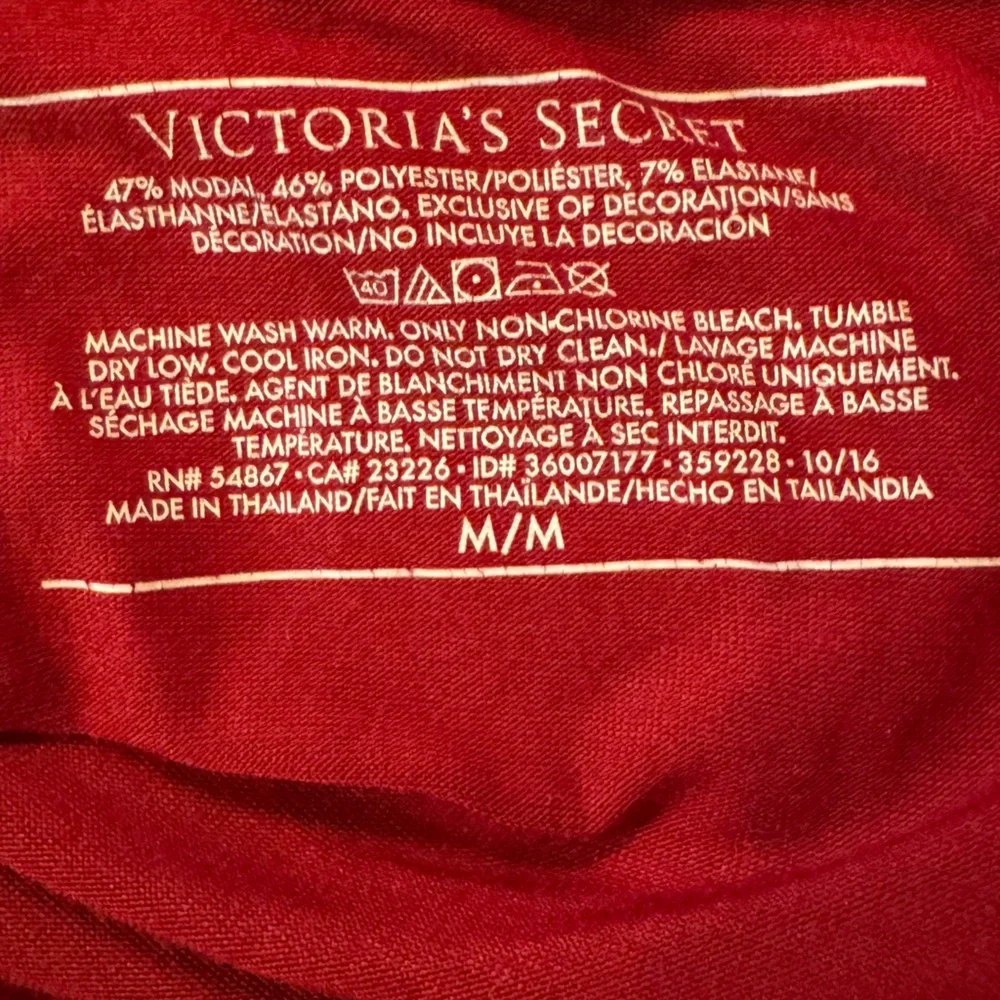 Victoria’s Secret Button-Down Sleep Shirt – Burgundy Red (Women’s Medium) - Picture 5 of 5